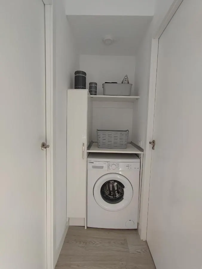 Апартаменты Paradise Beach Apartment, With Wifi And Stunning Sea Views Адехе